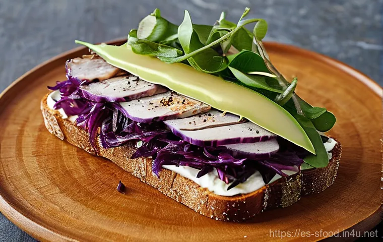 덴마크 플래스크스테그 샌드위치 레시피 - The Star of the Feast: Golden Flæskesteg Roast**
* **Subject:** A magnificent, freshly roasted Fl... 덴마크 플래스크스테그 샌드위치 레시피 - The Star of the Feast: Golden Flæskesteg Roast**
* **Subject:** A magnificent, freshly roasted Fl...